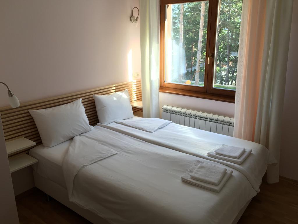 Mala Planina Guest House Iskrets Εξωτερικό φωτογραφία