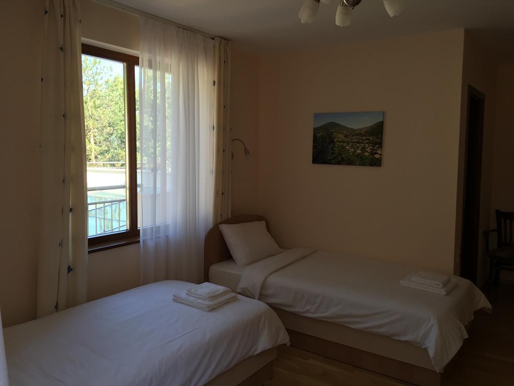 Mala Planina Guest House Iskrets Εξωτερικό φωτογραφία