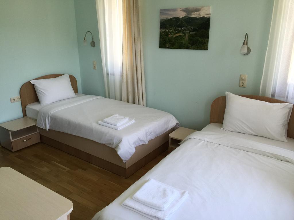 Mala Planina Guest House Iskrets Εξωτερικό φωτογραφία
